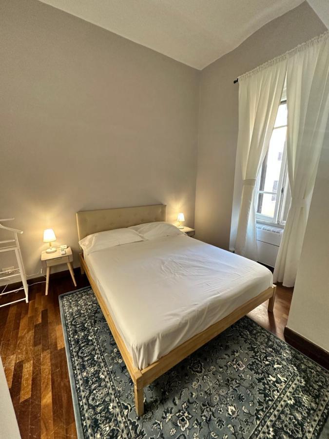 Lounge - * Rom